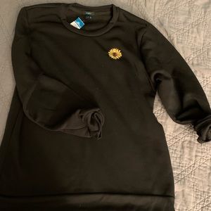 Sunflower Embroidered Crew Neck Sweatshirt